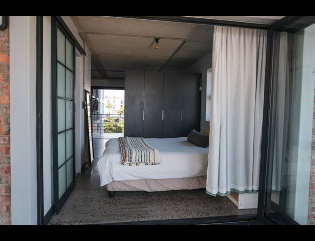 0.5 BEDROOM APARTMENT SOLD IN WEST BEACH